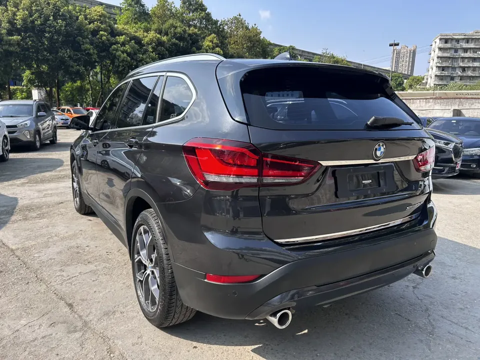 BMW X1 X1 2020 BMW X1 2020 sDrive25Li Leading Edition 2022 — thumbnail 2