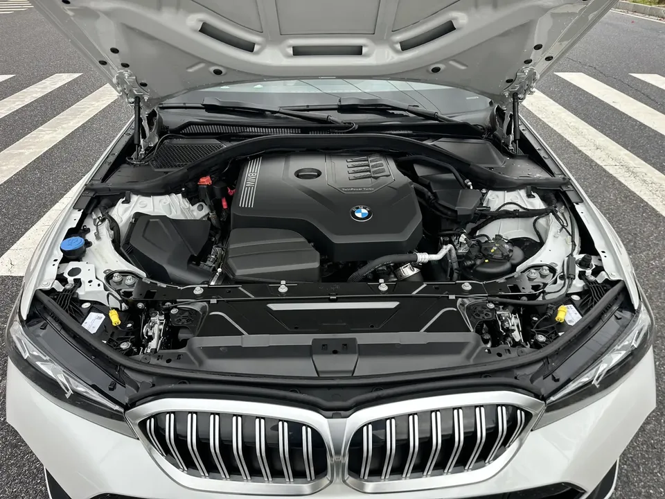 BMW 3 Series BMW 3 Series 2023 320Li M Sport Package 2024 — миниатюра 3