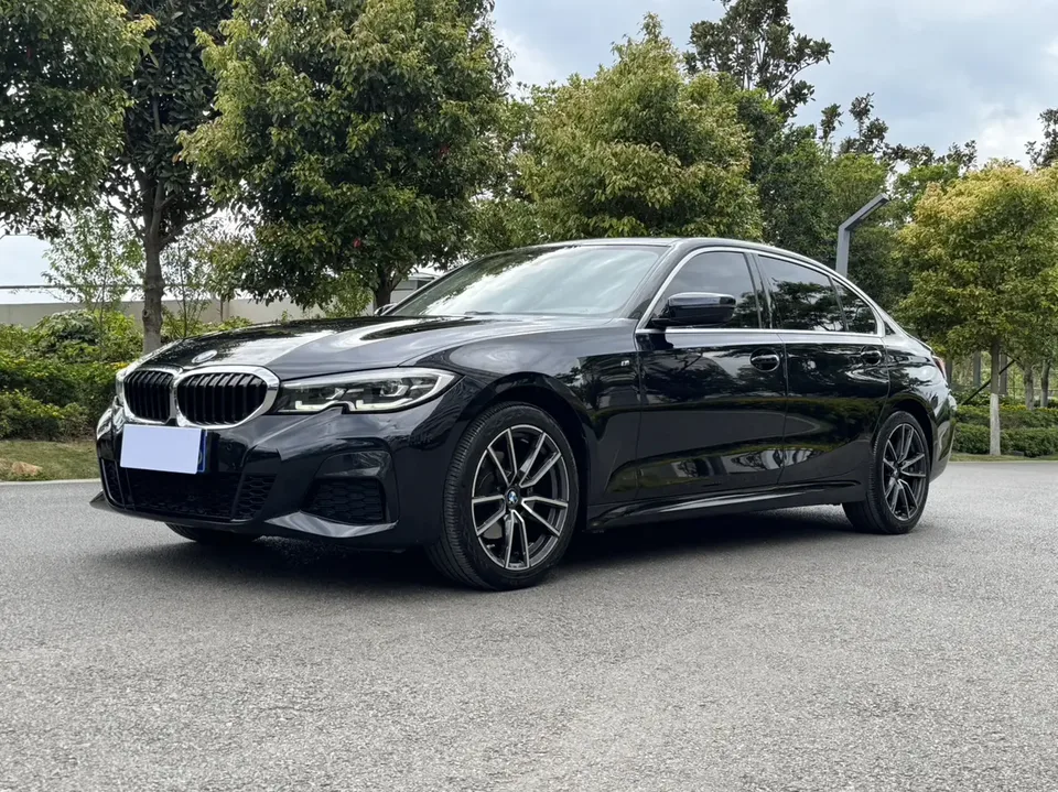 BMW 3 Series 2022