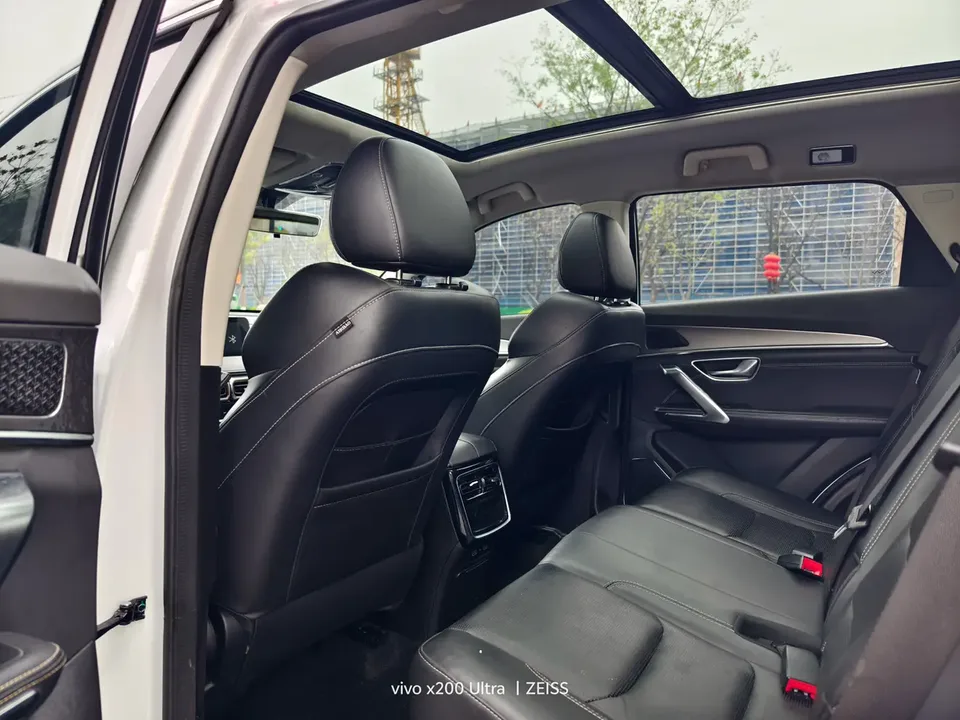 Jetour Jietu X70 PLUS Jietu X70 PLUS 2021 Jietu X70 PLUS 2021 1.5T 6MT Lin 7 seats 2022 — миниатюра 3