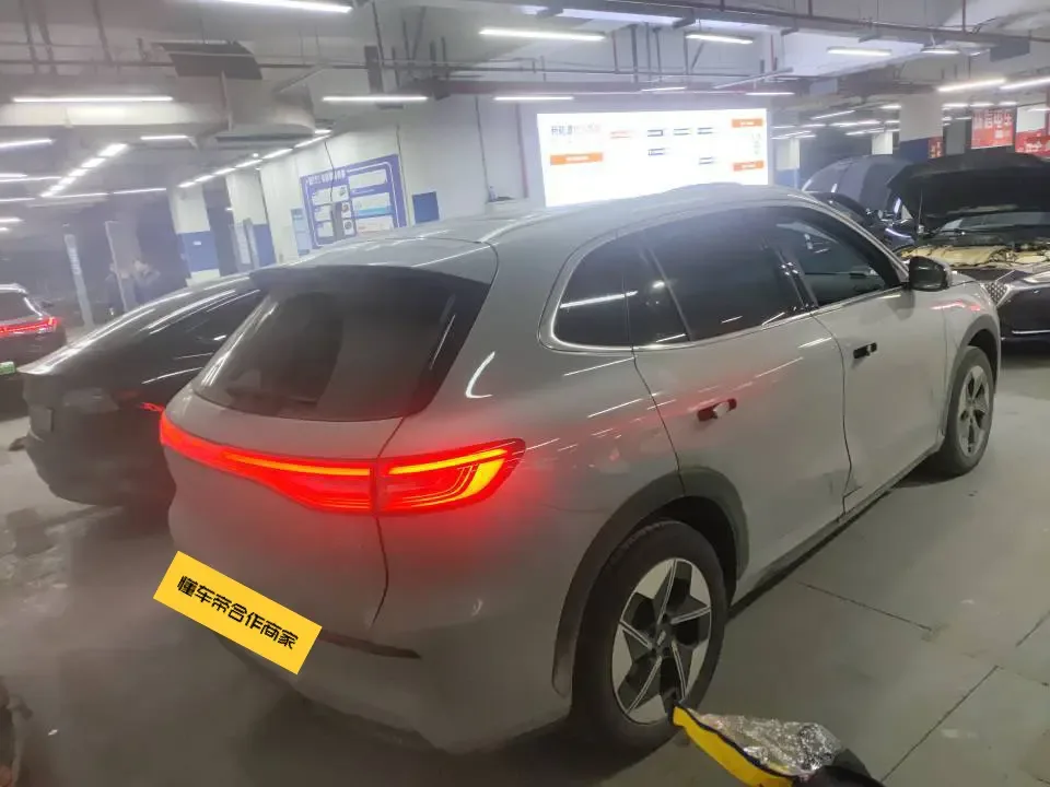 Geely Galaxy E5 530km Exploration+ Edition 2024 — миниатюра 2
