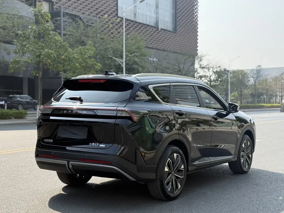Jietu Shanhai JETOUR SHANHAI L7 1.5TD DHT MAX 2025 — миниатюра 2