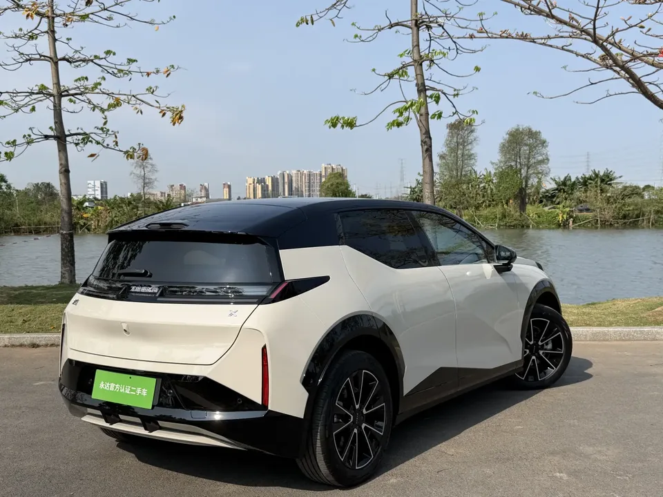 Zeekr X ZEEKR X 2025 four-seat rear-wheel drive cube version 2024 — миниатюра 2