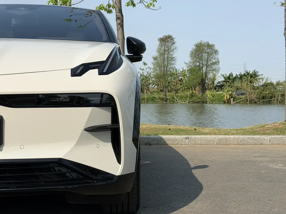 Zeekr X ZEEKR X 2025 four-seat rear-wheel drive cube version 2024 — миниатюра 3