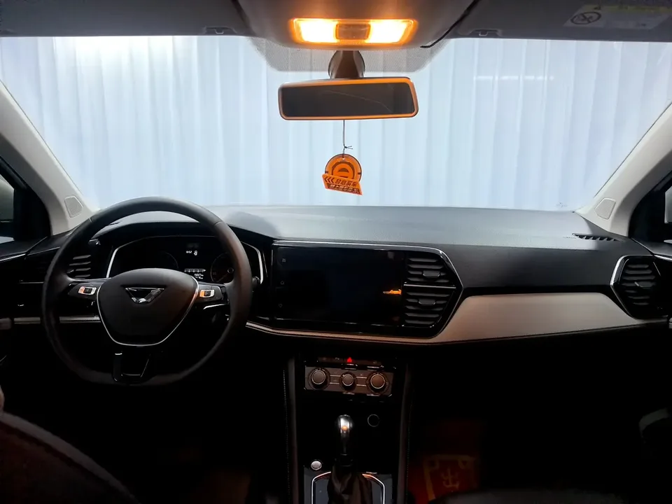Jetta VS5 280TSI Automatic Joy Edition 2022 — миниатюра 4