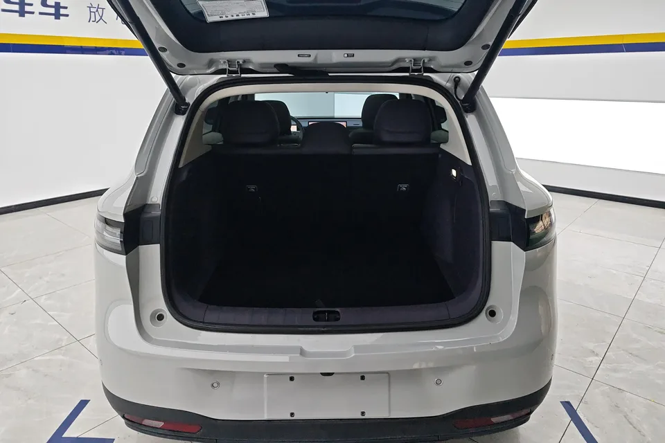 Leapmotor B10 510 Enjoy Edition 2025 — миниатюра 4