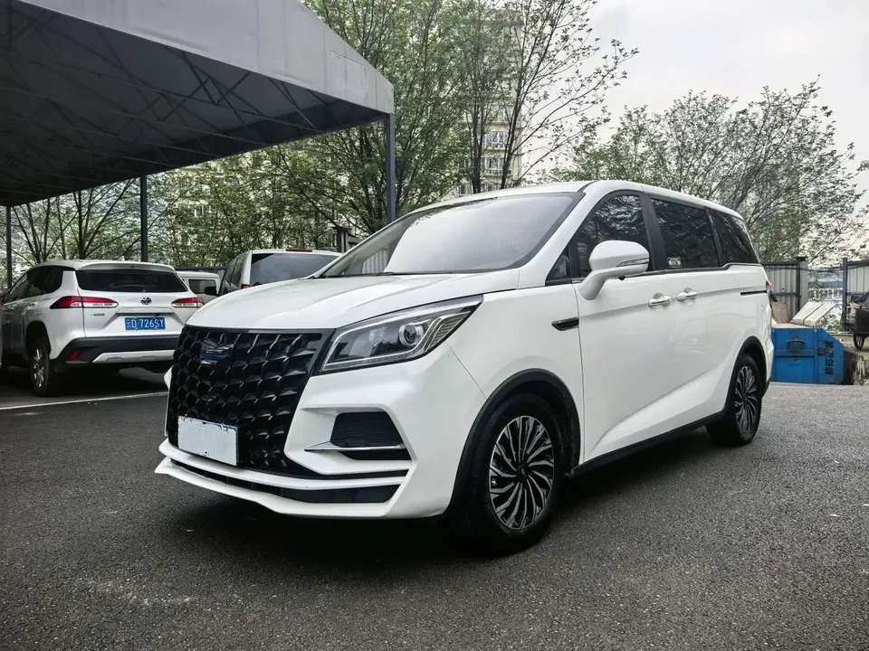 Oshan Changan Auchan Coshan 2023