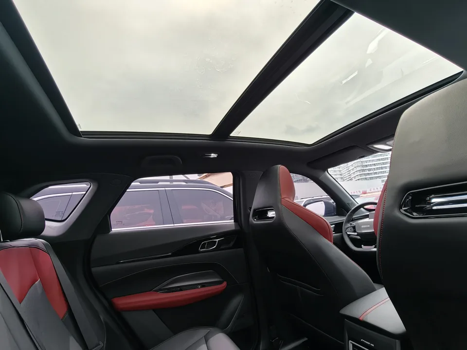 Oshan Changan Auchan Z6 Blue Whale 1.5T DCT smart model 2023 — миниатюра 4