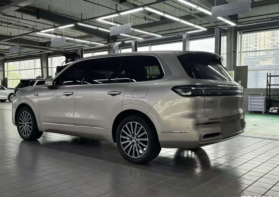 Geely Galaxy M9 Galaxy M9 2025 230km 2WD Explorer Edition 2025 — thumbnail 4