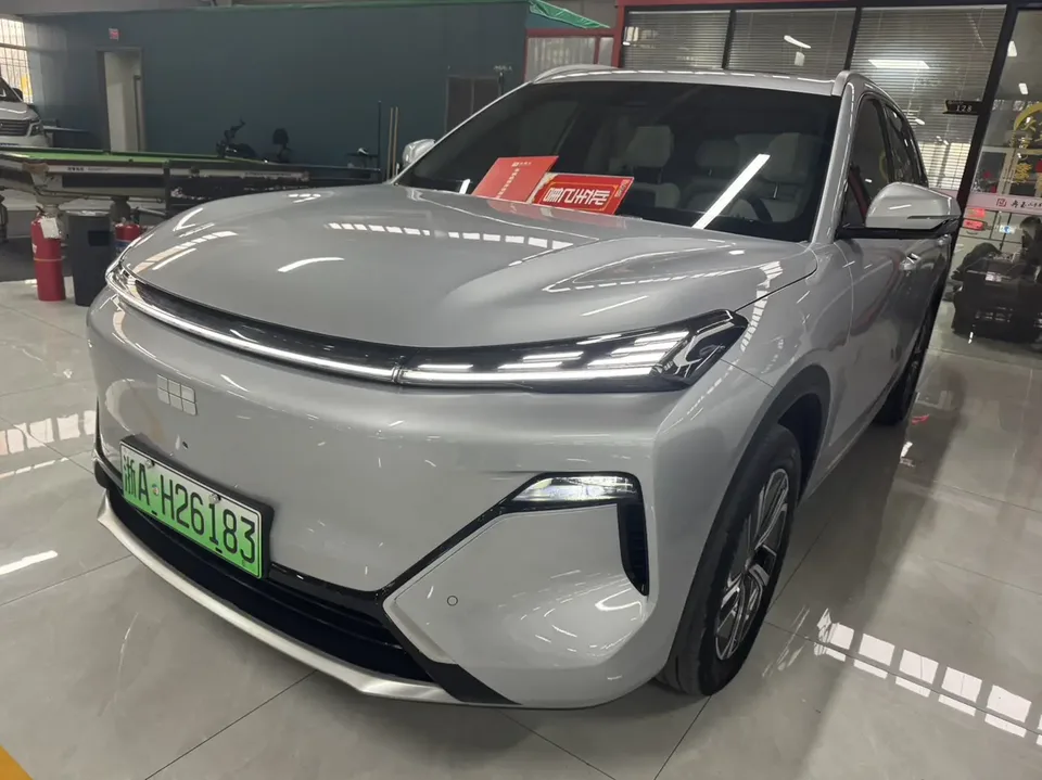 Geely Galaxy Starship 7 EM-i 2024