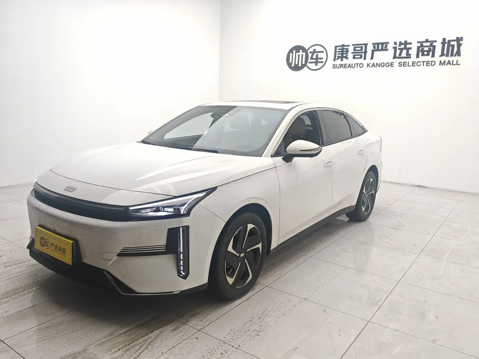 Geely Galaxy L6 2024