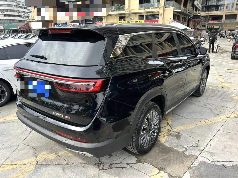 Jetour X90 Pro 1.6TD DCT Deluxe Edition 2024 — миниатюра 2