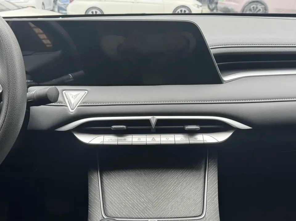 Kai Chen Venucia Big V 260T Dark Horse EditionIdol 2022 — миниатюра 4