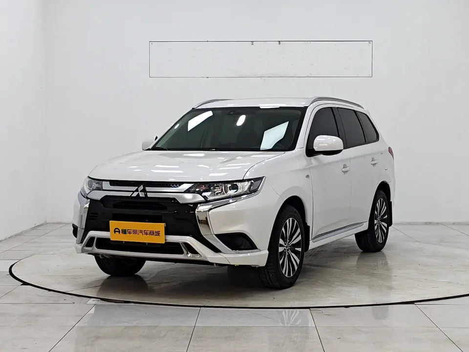 Mitsubishi Outlander 2022