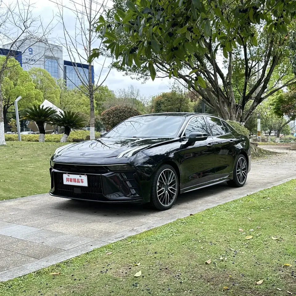 Lynk & Co 03 2023