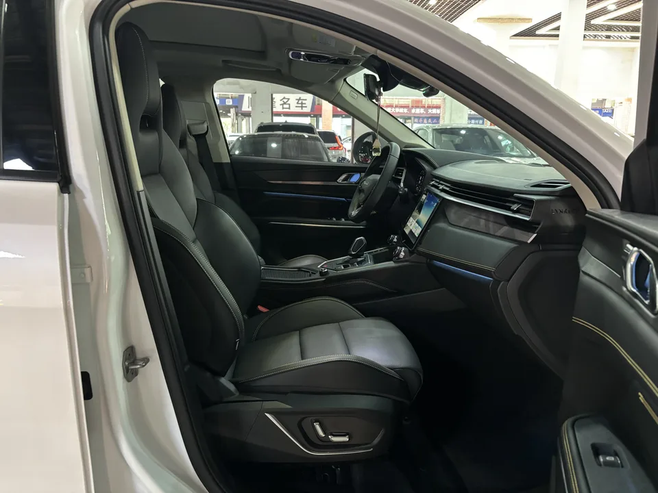Lynk & Co 01 2.0TD 2WD Global Edition 2024 — миниатюра 5