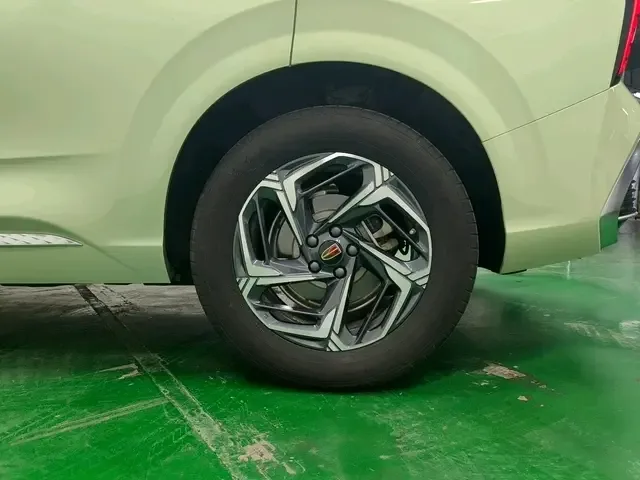 Hongqi HS3 1.5T Shanwei Edition 2024 — миниатюра 3