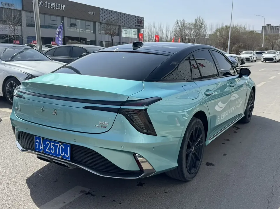 Hongqi H6 2.0T Ultimate Edition 2023 — миниатюра 5