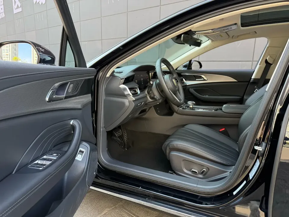 Hongqi H5 Hongqi H5 2023 1.5T DCT Zhilian Qiyun Edition 2023 — миниатюра 4