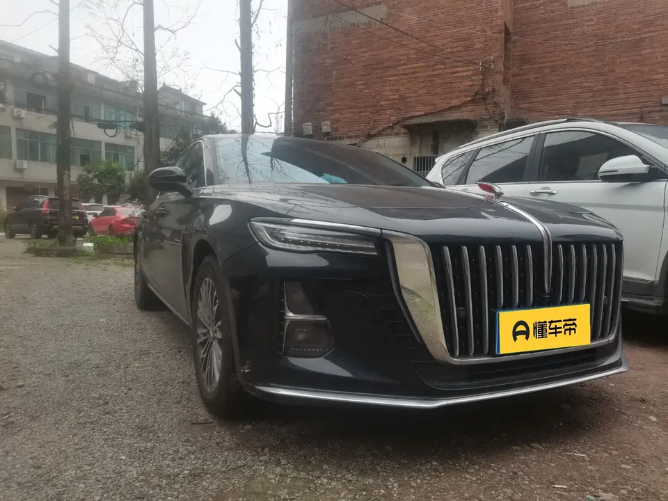 Hongqi H5 Hongqi H5 2023 1.5T DCT Zhilian Qiyun Edition 2022 — миниатюра 3