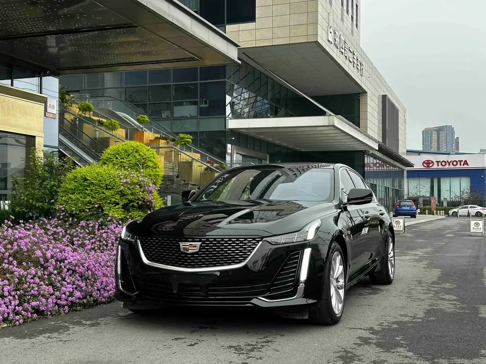 Cadillac CT5 2023