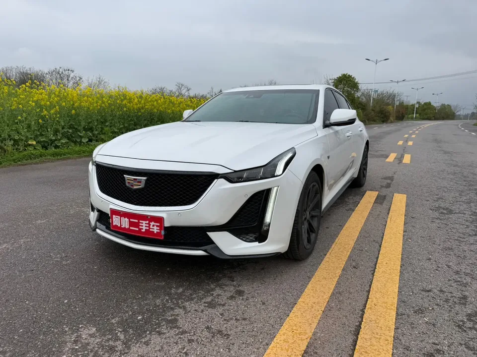 Cadillac CT5 2024
