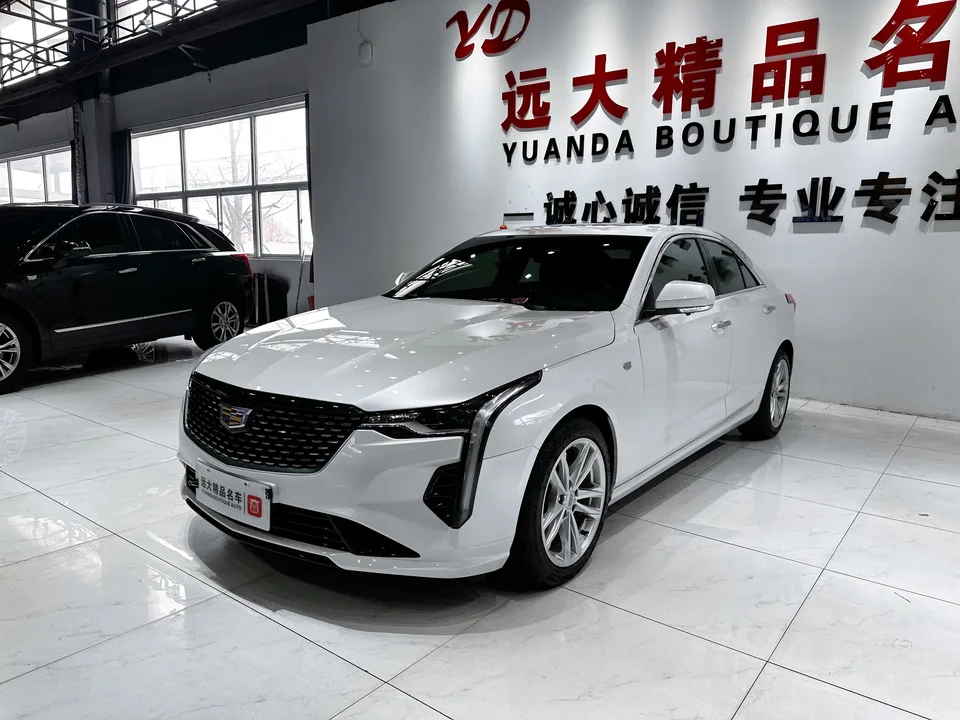Cadillac CT4 2023