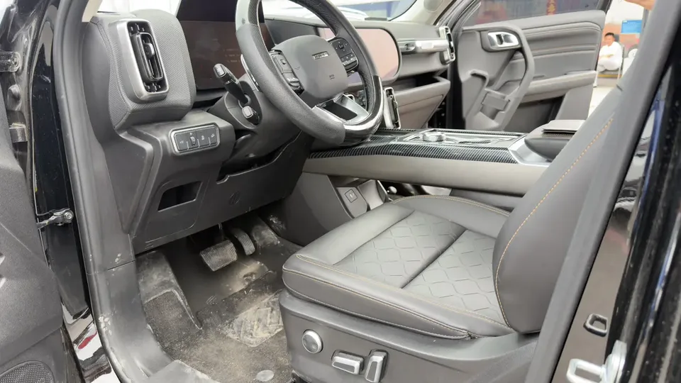 Haval Dargo Haval Big Dog 2024 2.0T four-wheel drive Chinese pastoral dog version 2024 — миниатюра 4