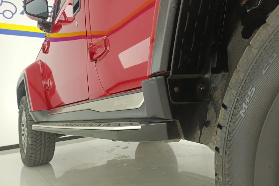 BAIC Beijing Off-road BJ40 Beijing Off-road BJ40 2023 2.0T Automatic 4WD City Hunter Edition Knight Edition 2023 — миниатюра 3