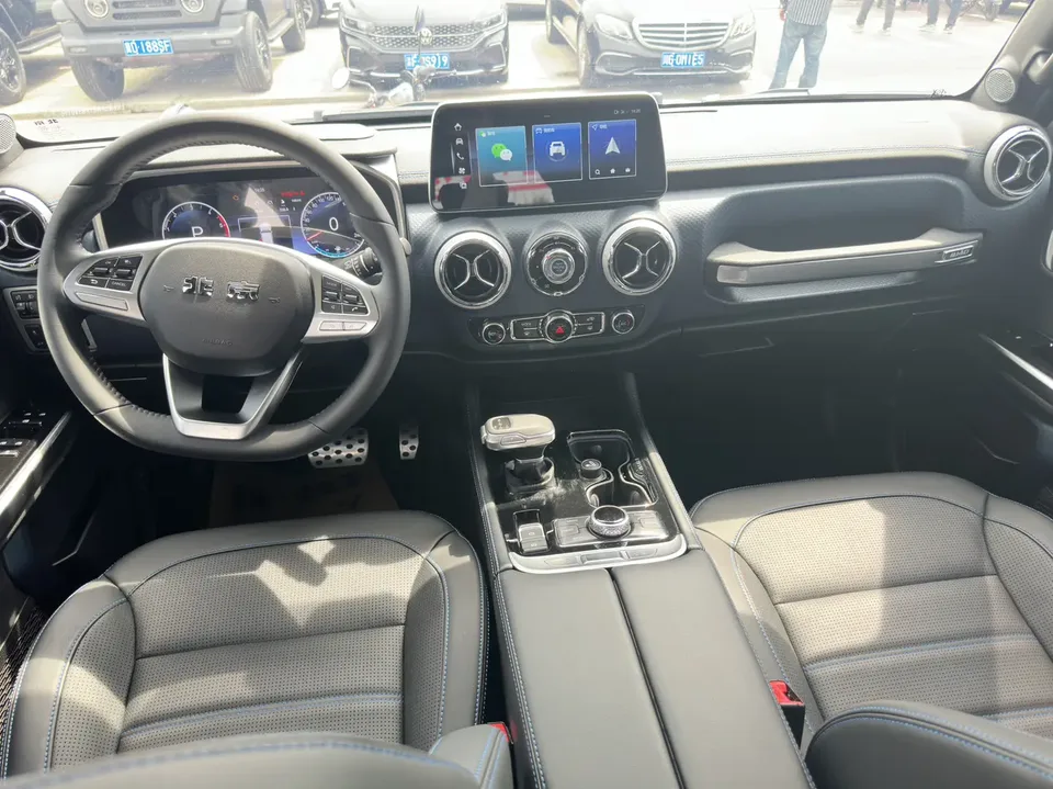 BAIC Beijing Off-road BJ40 Beijing Off-road BJ40 2023 2.0D Automatic 4WD Blade Hero Edition Knight Edition 2023 — миниатюра 3