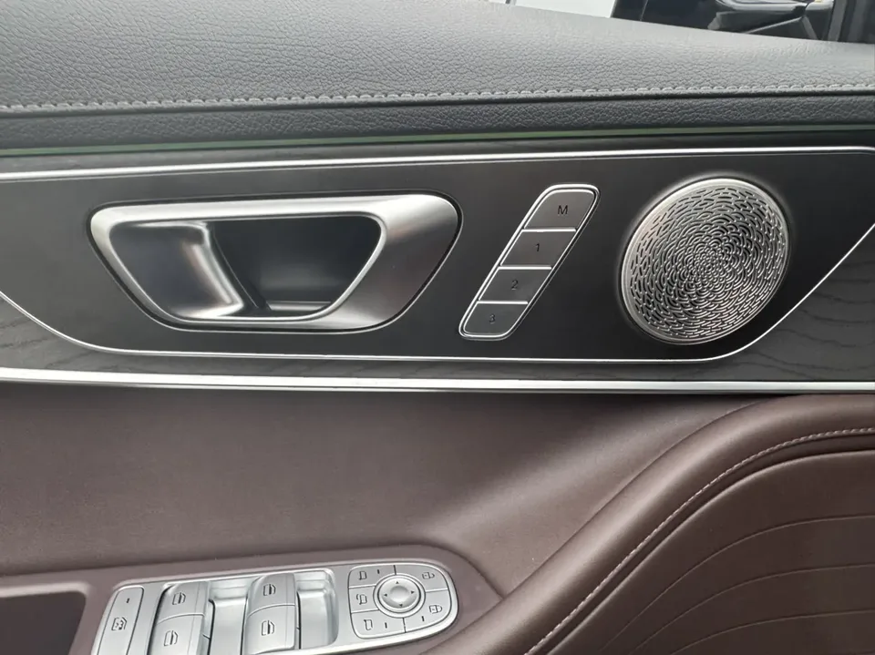 Chery Tiggo 8 Pro Tiggo 8 PRO 2024 Champion Edition 290T 2WD Peak Edition 5 Seaters 2023 — миниатюра 3