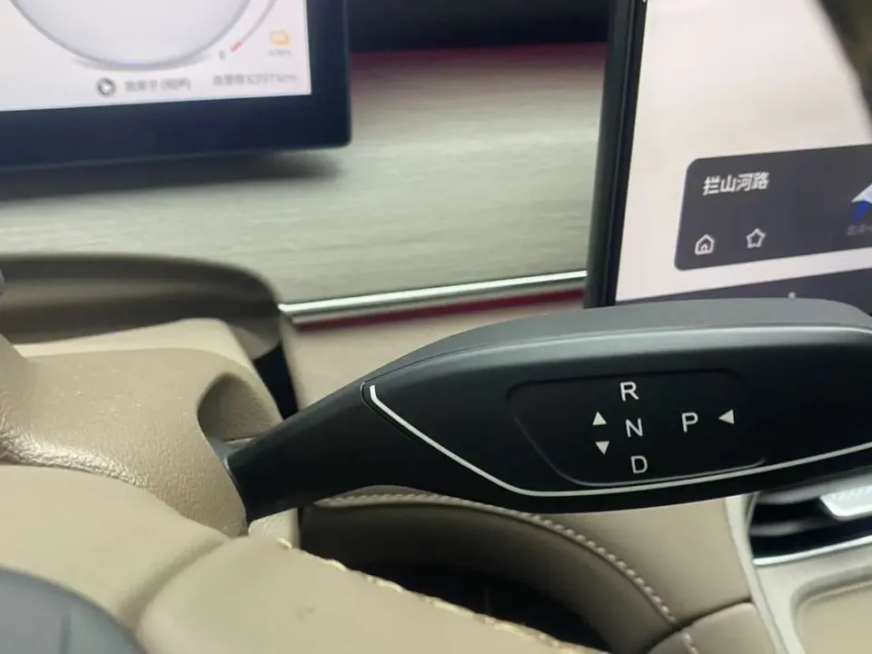 Chery Tiggo 8 PLUS C-DM Tiggo 8 PLUS C-DM 2025 1.5T Premium Edition 2025 — миниатюра 3