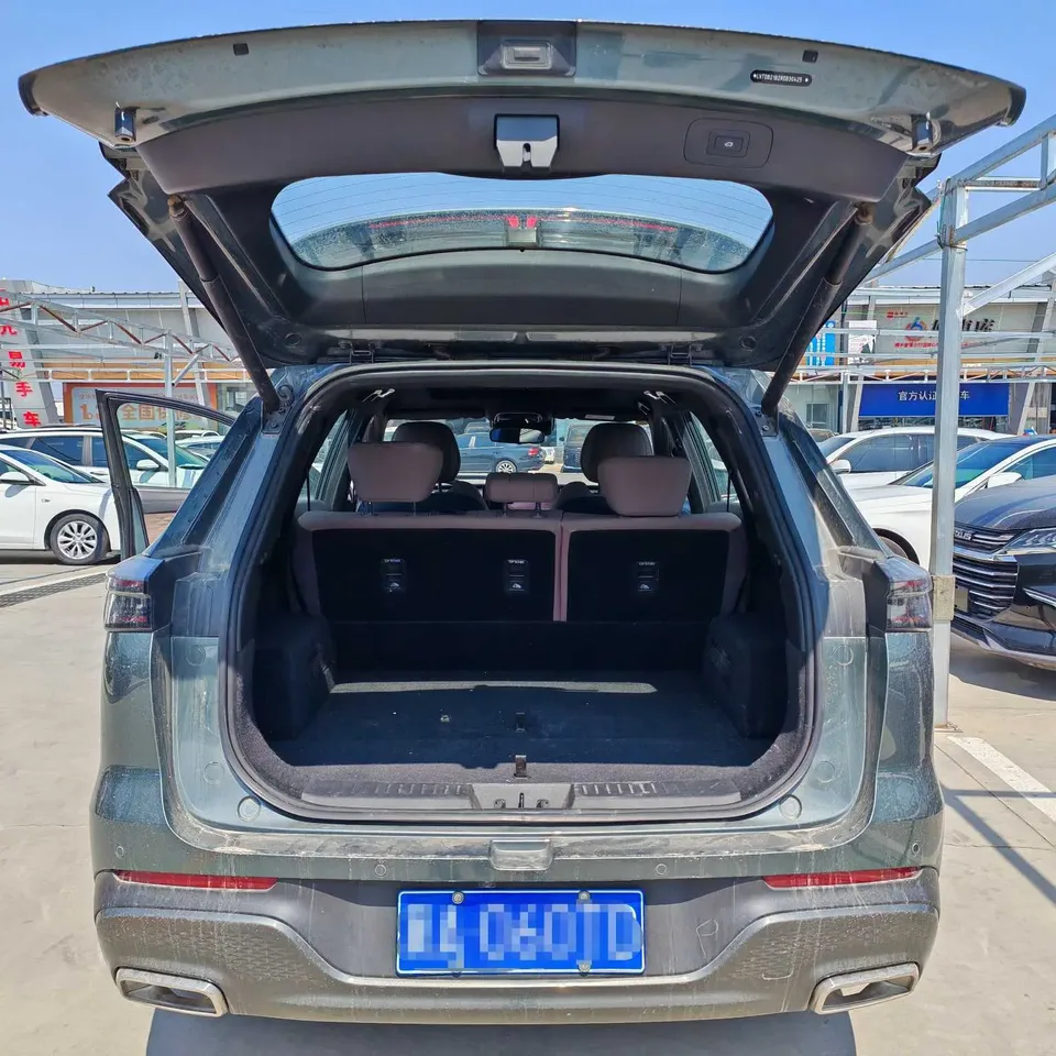 Chery Tiggo 8 PLUS Tiggo 8 PLUS 2025 Kunpeng 290TGDI DCT Premium 5-seater 2024 — миниатюра 3