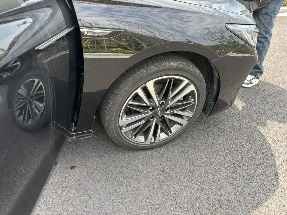 Chery Arrizo 8 High Energy Edition 2.0T DCT 2025 — миниатюра 3