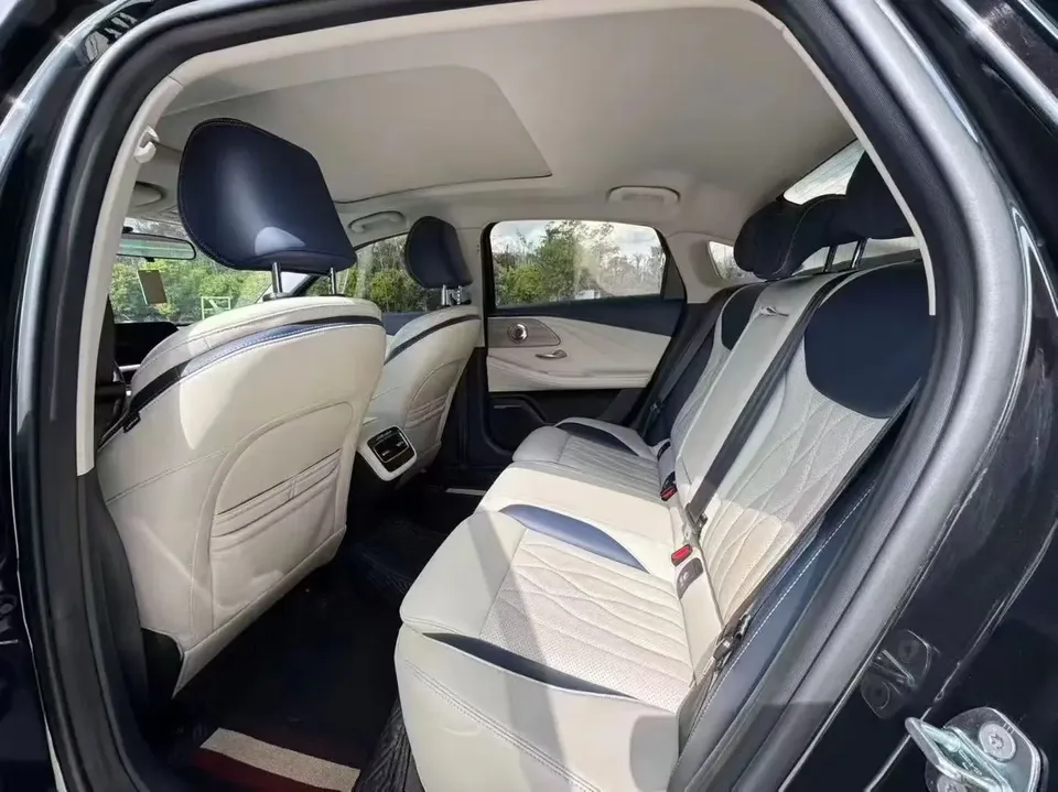 Chery Arrizo 8 1.6TGDI DCT 2023 — миниатюра 3