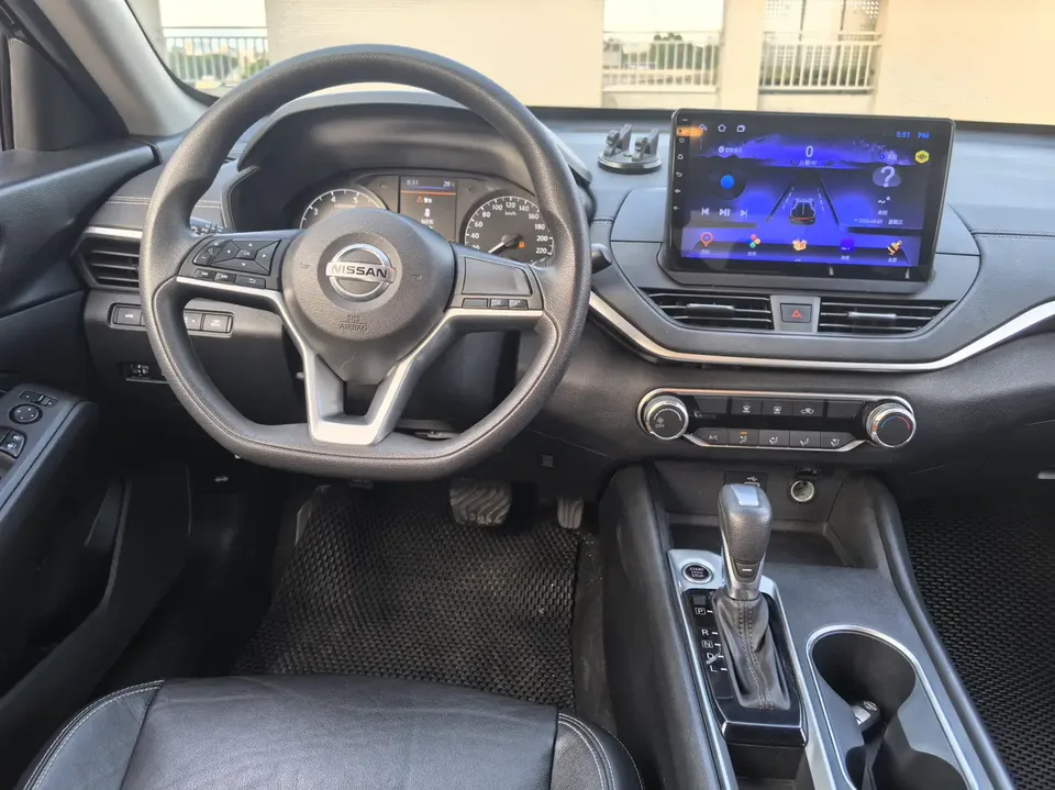 Nissan Altima Teana 2021 2.0L XE Fashion Edition 2022 — миниатюра 4