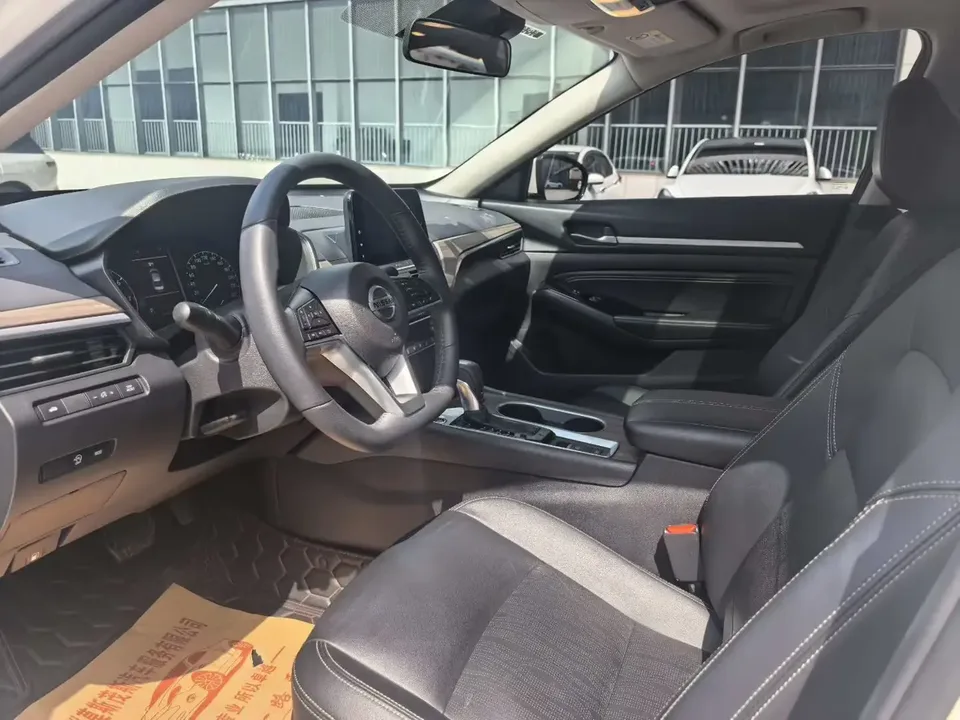 Nissan Altima Teana 2021 2.0L XL Comfort Edition 2022 — миниатюра 5
