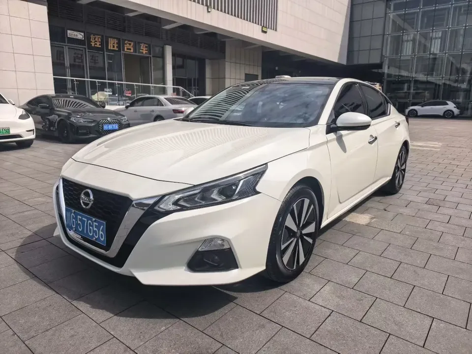 Nissan Altima Teana 2021 2.0L XL Comfort Edition 2022 — фото 1, купить с доставкой в Москву