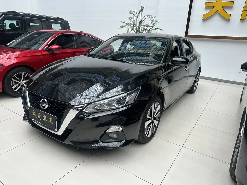 Nissan Altima Teana 2021 Teana 2021 2.0L XL Comfort Edition 2022 — photo 1, buy with delivery to Moscow