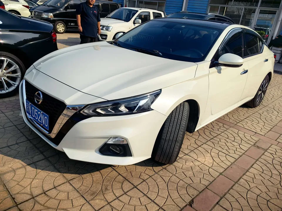 Nissan Altima Teana 2021 Teana 2021 2.0L XL Comfort Edition 2022 — photo 1, buy with delivery to Moscow