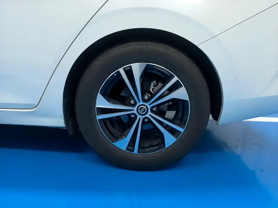 Nissan Sylphy 2021 Sylphy 1.6L XL CVT Enjoy Edition 2022 — миниатюра 3