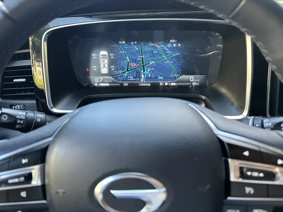 GAC Trumpchi M8 Trumpchi M8 2023 Trumpchi M8 2023 Lingxiu Series 390T Premium Edition 2023 — thumbnail 5