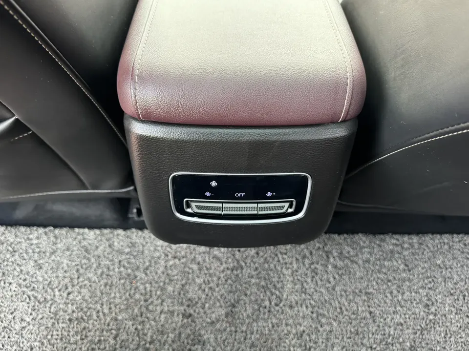 GAC Trumpchi M6 Pro 270T AT Exclusive Edition 2022 — миниатюра 3