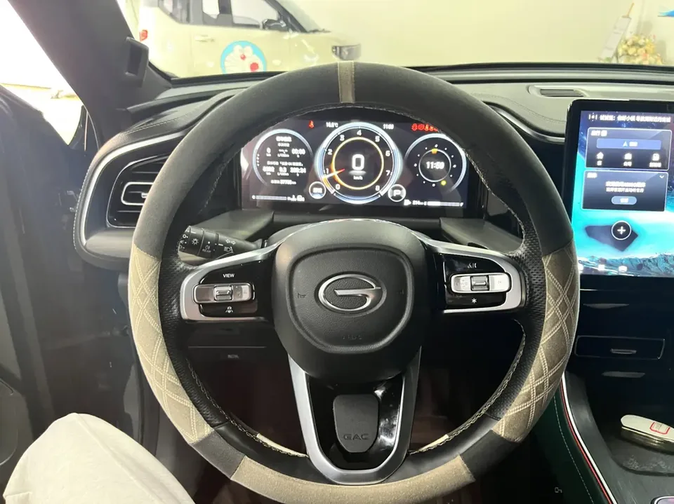 GAC Trumpchi GS8 Trumpchi GS8 2022 Pilot Series 2.0TGDI 2WD Premium Edition 7 Seaters 2023 — миниатюра 3