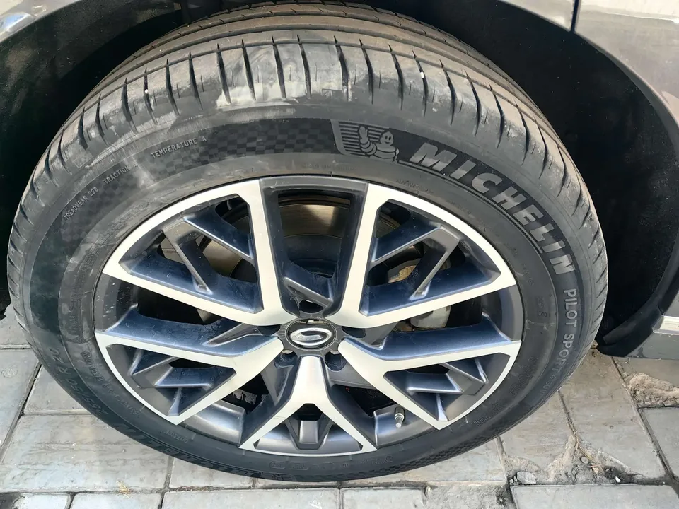GAC Trumpchi GS8 Dual Engine Series 2.0TM Hybrid 4WD Flagship Edition 6 Seaters 2022 — thumbnail 3