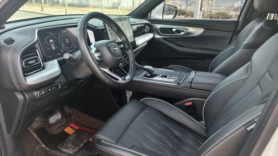 GAC Trumpchi GS8 Trumpchi GS8 2022 Trumpchi GS8 2022 Pilot Series 2.0TGDI 2WD luxury smart connected version 7 seats 2023 — миниатюра 5