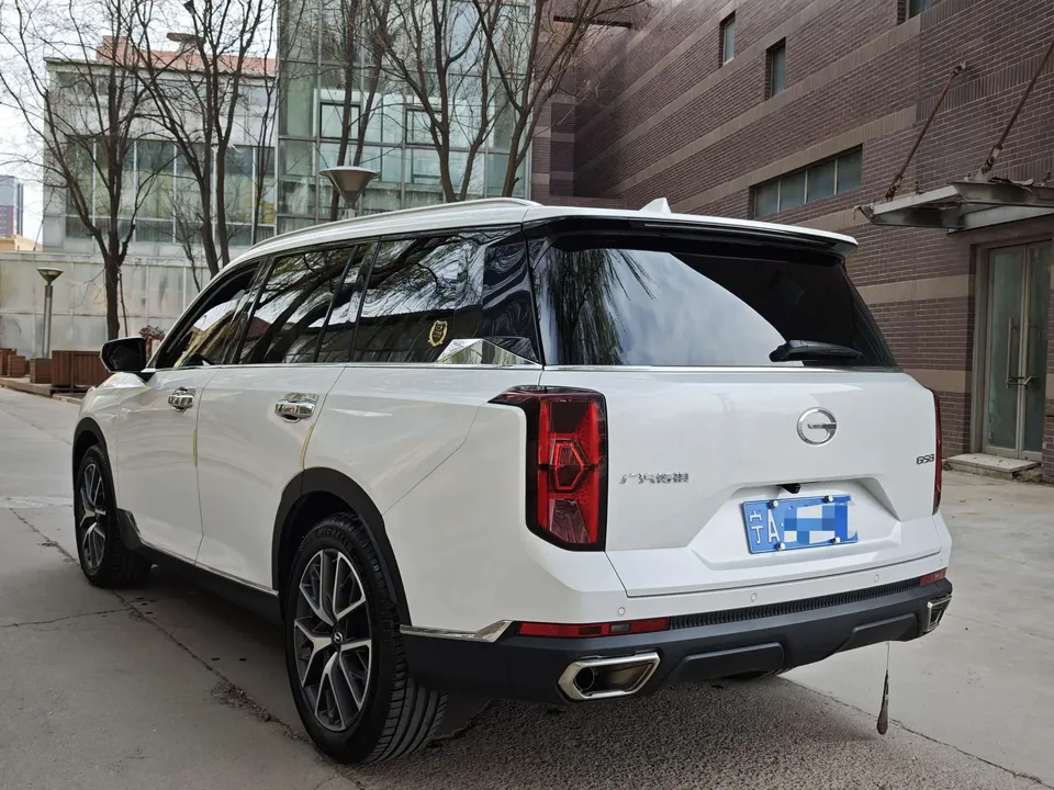 GAC Trumpchi GS8 Trumpchi GS8 2025 Pilot Series 2.0TGDI 2WD 5-seater Luxury Edition 2024 — миниатюра 4