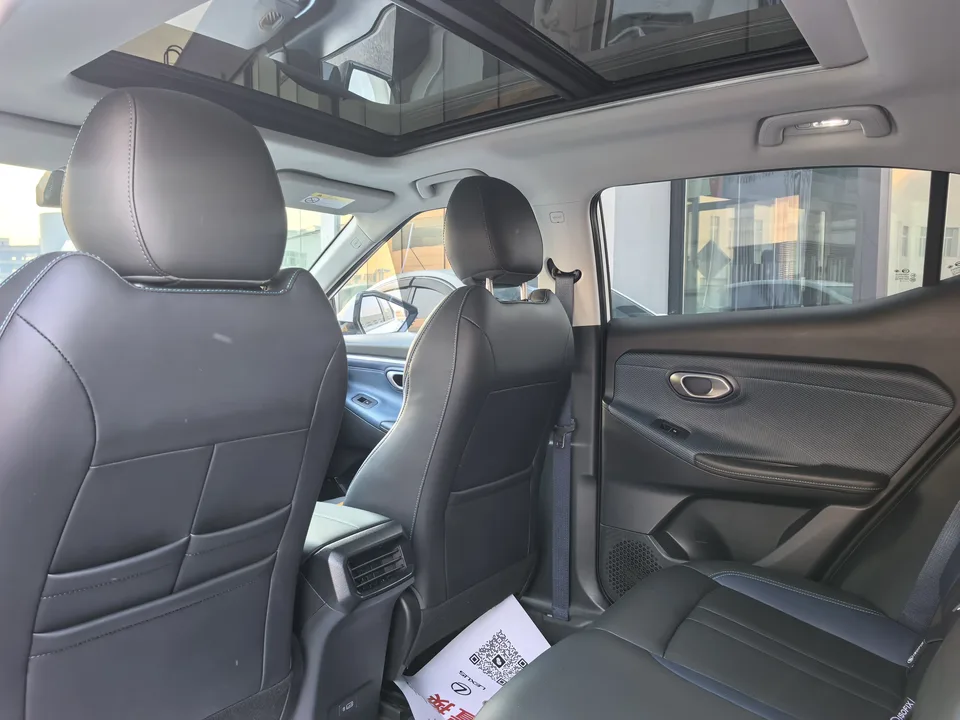 GAC Trumpchi GS3 Shadow Speed 270T Jinzhi Edition 2024 — миниатюра 3