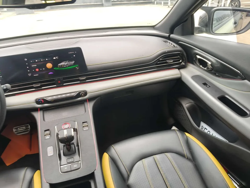 GAC Trumpchi Shadow Leopard 270T J16 Edition 2022 — миниатюра 3