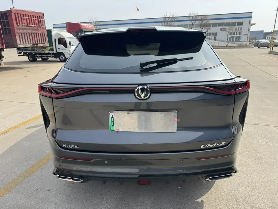 Changan UNI-Z PHEV Blue Whale iDD 125KM Excellence Edition 2024 — миниатюра 2